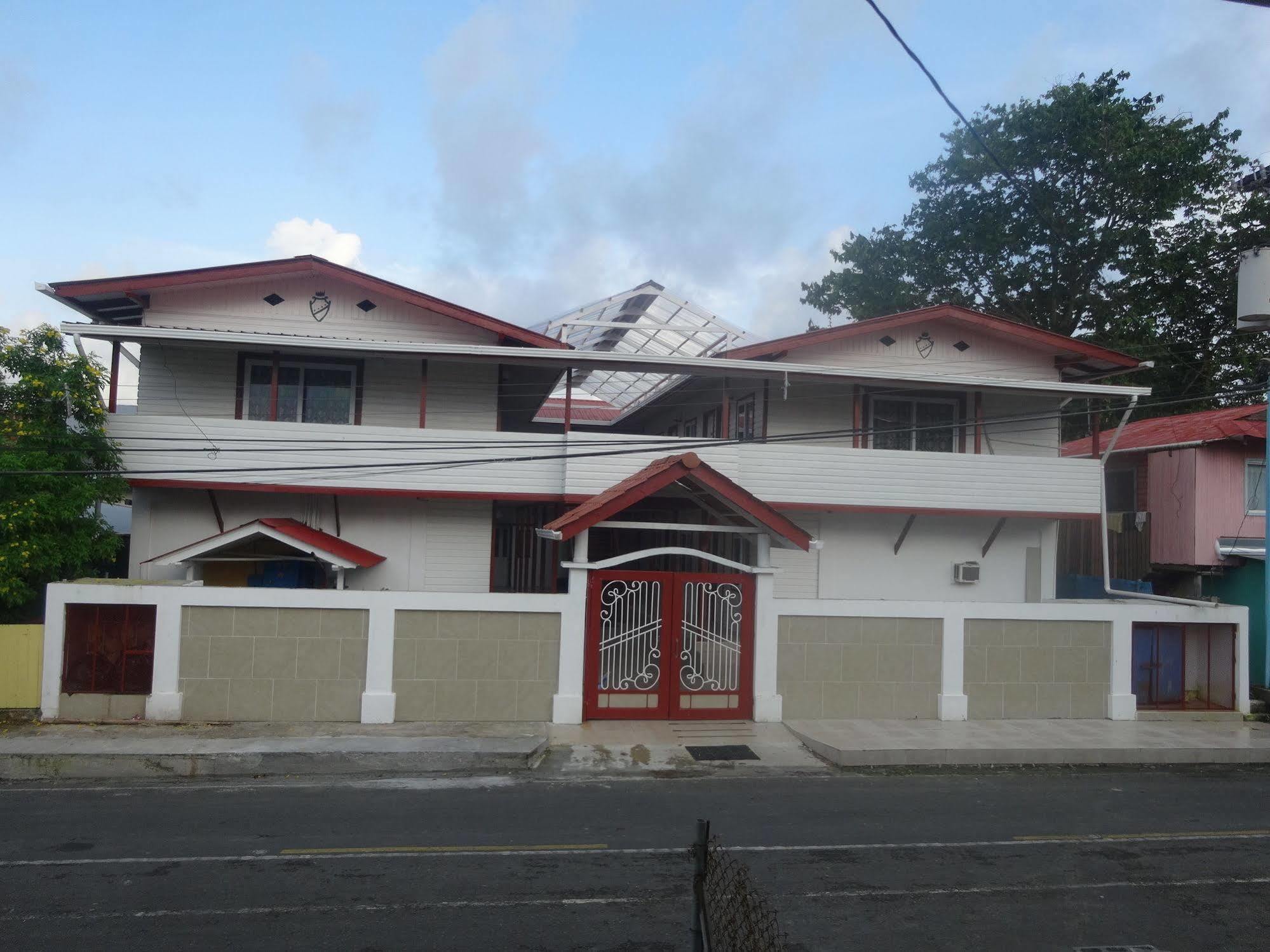 Swans Cay Hotel Bocas Town Kültér fotó